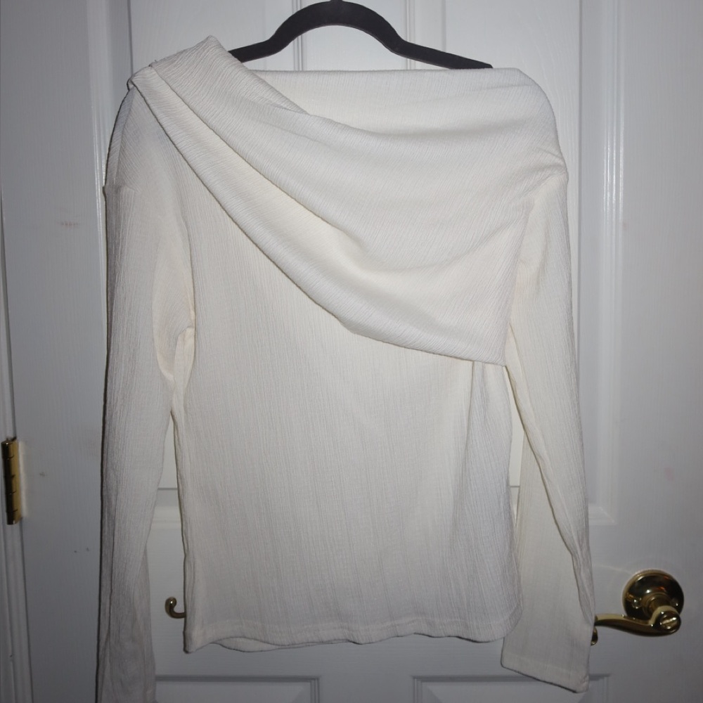 SHEIN Off-Shoulder Cream top